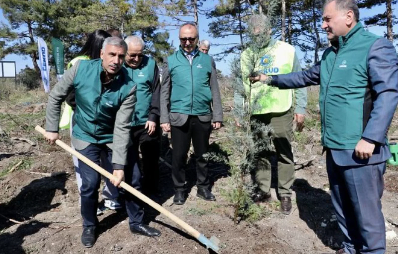 Ümraniye'den Bursa'ya yaklaşık 10 bin fidanlık hatıra ormanı